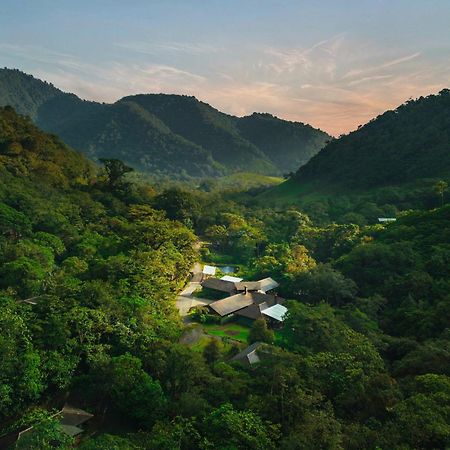 El Silencio Lodge & Spa Costa Rica Toro Amarillo Екстериор снимка