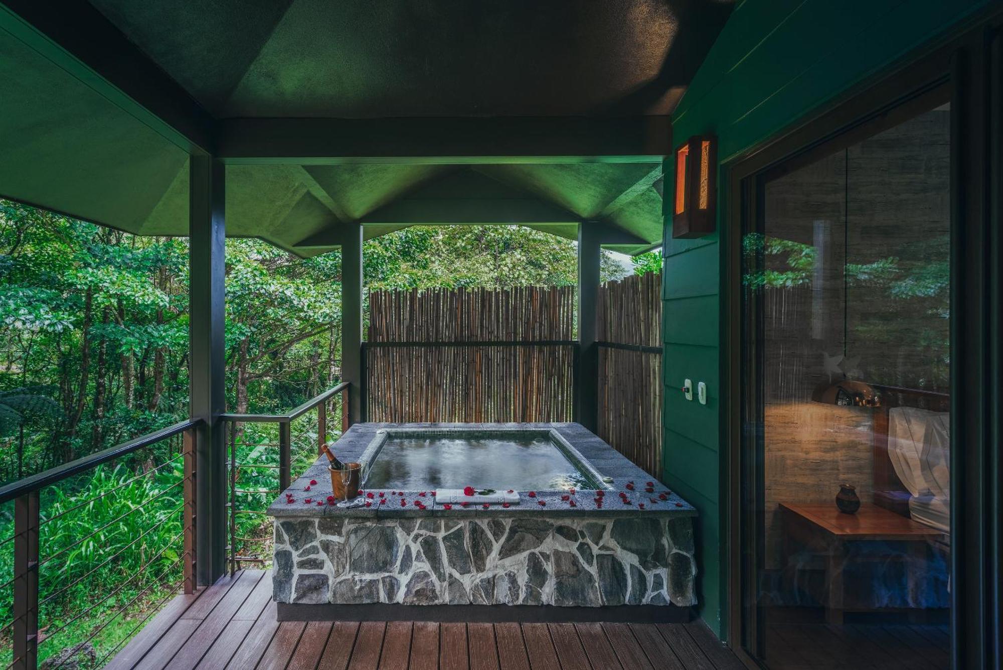El Silencio Lodge & Spa Costa Rica Toro Amarillo Стая снимка