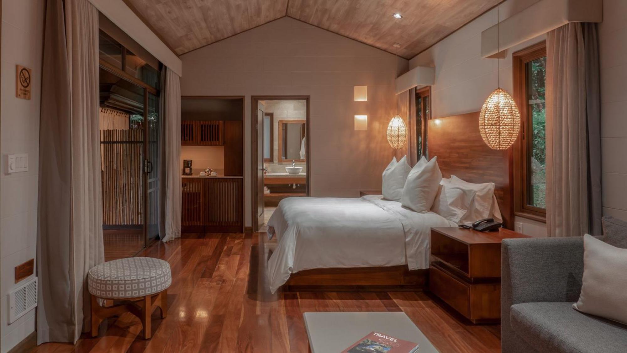 El Silencio Lodge & Spa Costa Rica Toro Amarillo Стая снимка